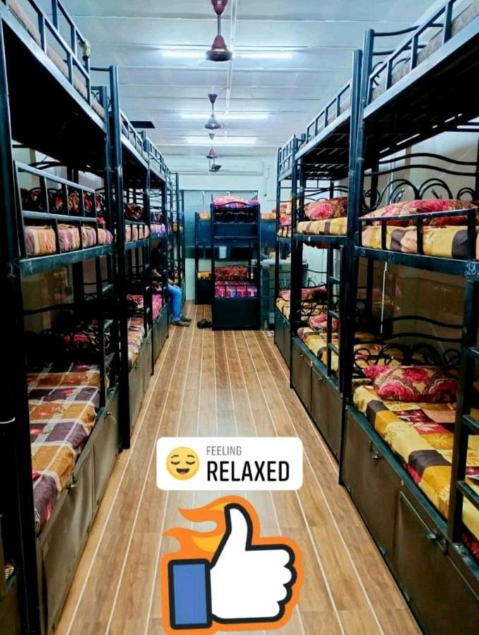Shree Balaji Ac Dormitory Vandrehjem Thane Eksteriør billede