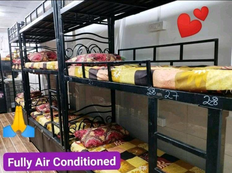 Shree Balaji Ac Dormitory Vandrehjem Thane Eksteriør billede